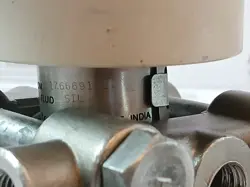 ST3000