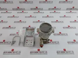 YAMATAKE-HONEYWELL DSTJ3000 PRESSURE TRANSMITTER W/ MOUNTING BRACKET U-BOLT KIT