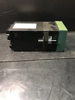 DC3002-0-300-2-00-0111 TEMPERATURE CONTROLLER