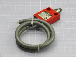 924CE3-S6 SAFETY CONTROLLER