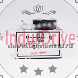 ONE NEW HONEYWELL 14CE1-Q LIMIT SWITCH~