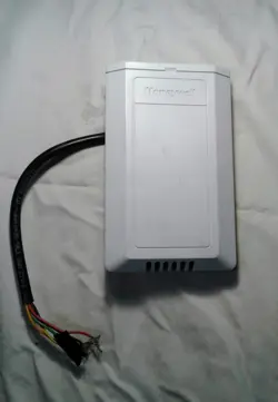 CO2 SENSOR HONEYWELL C7232A1016 / C7232A1016 (USED)