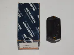 NEW HONEYWELL MICROSWITCH 143PC05D PRESSURE SENSOR SWITCH MODULE UNIT IN BOX