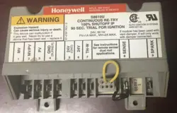 TESTED USED  - HONEYWELL S8610U S8610U3009 PILOT IGNITION MODULE