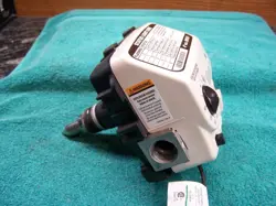 HONEYWELL WV8840B1158 WATER HEATER NAT GAS VALVE