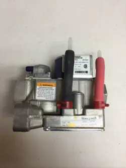 HONEYWELL VR9205R1308 NATURAL GAS VALVE 102182-01