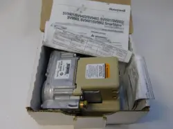 HONEYWELL SV9501M2528 SMARTVALVE SMART VALVE FURNACE GAS VALVE - NEW