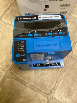 AUTOMATIC BURNER