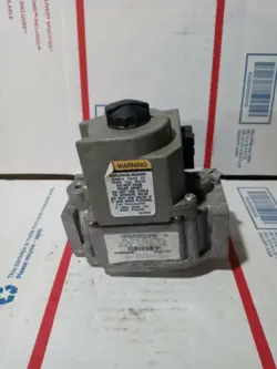 OEM HONEYWELL VR8205S2296 GAS VALVE ITEM SA8