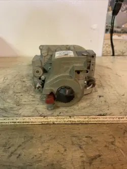 HYDROTHERM 02-1540 HONEYWELL VR8200-1129 FROM BOILER USED
