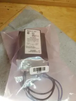 HONEYWELL R8225 B 1007 RELAY NEW, *WE*SHIP*TODAY