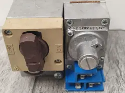 HONEYWELL V800A1591 - 24V STANDING PILOT NATURAL GAS VALVE