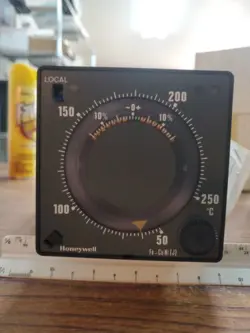 CLASS 84 CONTROLLER