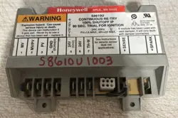HONEYWELL S8610U1003 FURNACE IGNITION CONTROL BOARD