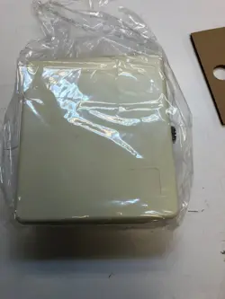 HONEYWELL TG511 B 1008 VERSAGUARD THERMOSTAT GUARD