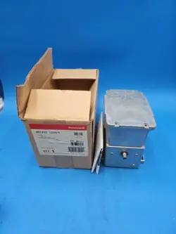 HONEYWELL M8185D1006 MODUTROL IV MOTOR ACTUATOR TWO POSITION 24V