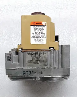 BRAND NEW PARTNERS CHOICE HONEYWELL GAS VALVE  624586 NOS