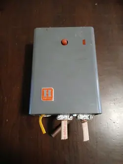 PROTECTORELAY CONTROLLER WORKING