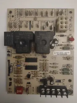 HONEYWELL ST9120C4016  FURNACE CONTROL CIRCUIT BOARD FREE SHIPPING