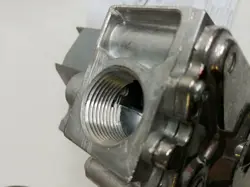 VALVE NEW-OLD