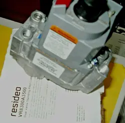 BRAND NEW HONEYWELL/RESIDEO VR8300A3500 GAS VALVE STANDING PILOT