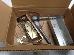 RHEEM-RUUD HONEYWELL SP11798B GAS THERMOSTAT COMMERCIAL HI LIMIT NOS