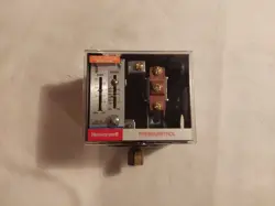 PRESSURETROL CONTROLLER W/AUTO