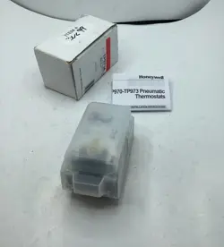 HONEYWELL TP973A2076 PNEUMATIC THERMOSTAT DIRECT ACTING  HEATING 125PSI