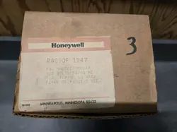 *NEW UNUSED OLD STOCK* HONEYWELL RA890F 1247 FSG PROTECTORELAY OEM BOX 