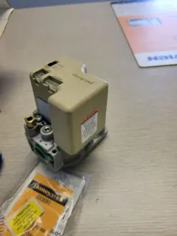 HONEYWELL SV9501M2718