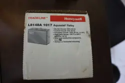 L8148A 1017 AQUASTAT RELAY