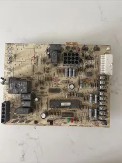 FURNACE CONTROL CIRCUIT BOARD 1170-83-21A 1170-21 0545  20556101HONEYWELL LENNOX