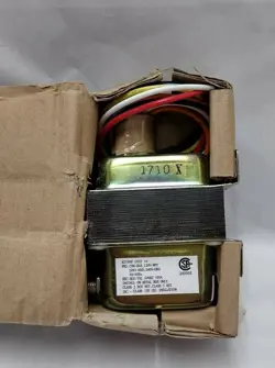 UNIVERSAL TRANSFORMER WITH C.B., 50VA HONEYWELL AT150F 1022