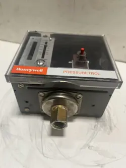 HONEYWELL PRESSURETROL CONTROLLER 