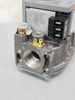 HONEYWELL / RESIDEO GAS VALVE VR8345M UNIVERSAL IGNITION VALVE VR8345M4302 - USA