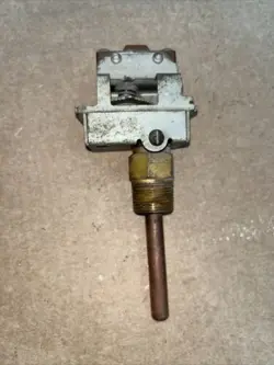 WEIL MCLAIN 510-312-152 BOILER LOW LIMIT CONTROL HONEYWELL L4080D1044 FAST SHIP