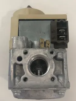 HONEYWELL VR8205H8016 FURNACE GAS CONTROL VALVE 24V 60-22866-01