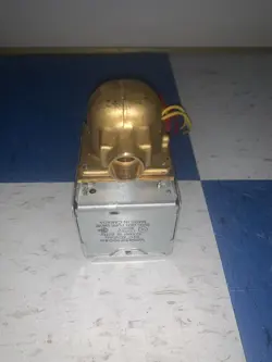V8043E1004