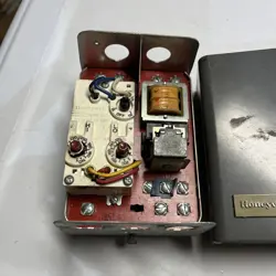 HONEYWELL L8124A 1106 2 THERM TRIPLE AQUASTAT RELAY BURNER CONTROL