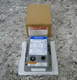 NEW HONEYWELL S87D1012 11 SEC LOCKOUT DIRECT SPARK IGNITION CONTROL BOARD MODULE