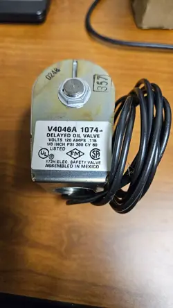 HONEYWELL V4046A 1074 DELAYED OIL VALVE 120V