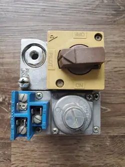 RESIDEO HONEYWELL V800 A1179 / V800A1179 STANDING PILOT GAS VALVE