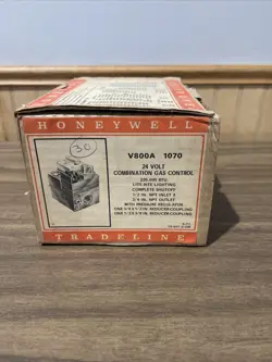 NOS HONEYWELL TRADELINE # V800A-1070 COMBINATION GAS CONTROL VALVE