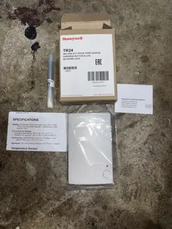 (BRAND NEW) TR24 HONEYWELL TEMPERATURE SENSOR