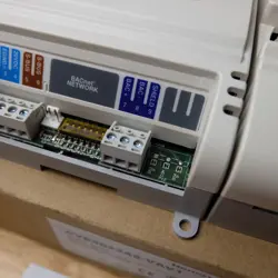 HONEYWELL PUB4024S SPYDER SERIES 3 PROGRAMMABLE UNITARY CONTROLLER