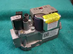 GOODMAN AMANA 0151M00028 LP GAS VALVE HONEYWELL VR9205Q1010 0151M00014