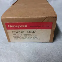 WOW!! HONEYWELL~AIR FLOW SWITCH #S688A 1007!!