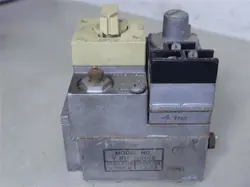HONEYWELL V810A1012 HVAC FURNACE GAS VALVE 24V