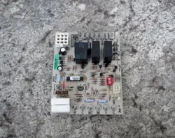ICP HONEYWELL ST9162A1008 HQ1012084HW 1012084 FURNACE CONTROL CIRCUIT BOARD USED