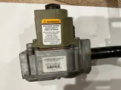 HONEYWELL VR8204M1026 HVAC FURNACE GAS VALVE USED FREE SHIPPING